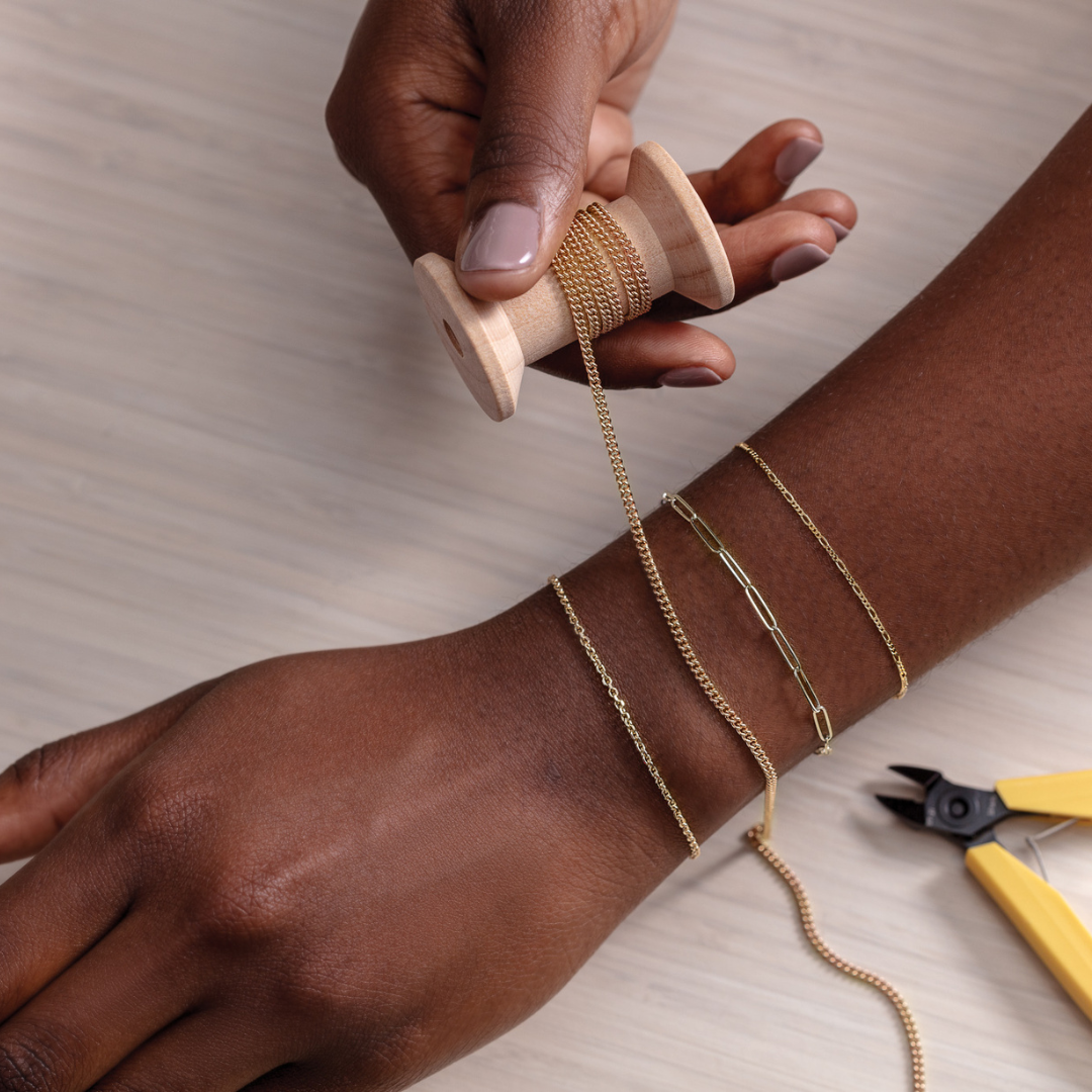 Permanent bracelets, gold permanent jewelry in Sedalia, MO at Bichsel Jewelry