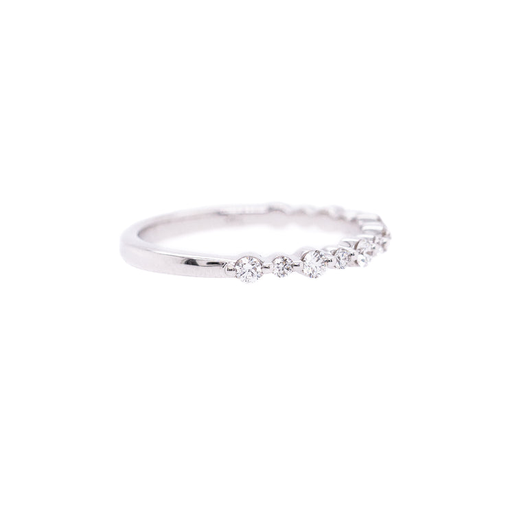 14K White Gold Band with Alternating Round Diamonds 