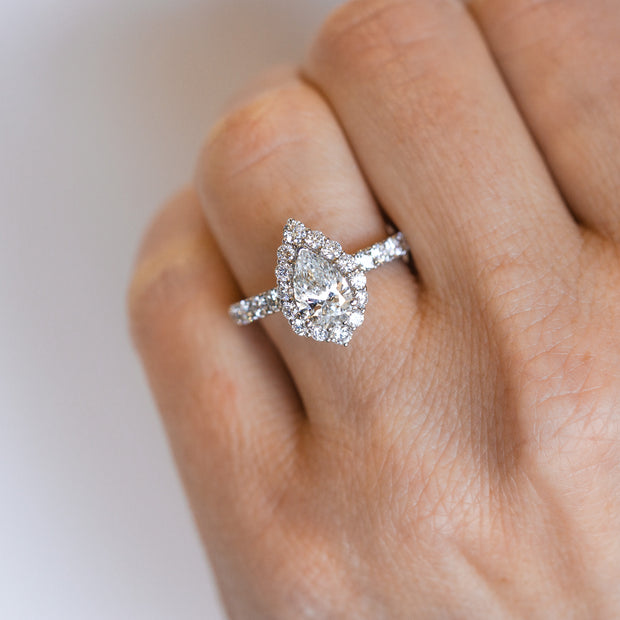 Bichsel Jewelry in Sedalia, MO. Shop styles online or in-store today! 14K White Gold Lab Grown Pear Diamond Engagement Ring with Graduated Halo