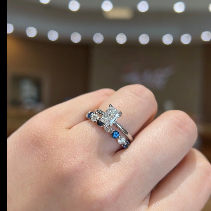 14K White Gold Alternating Blue Sapphire and Diamond Band