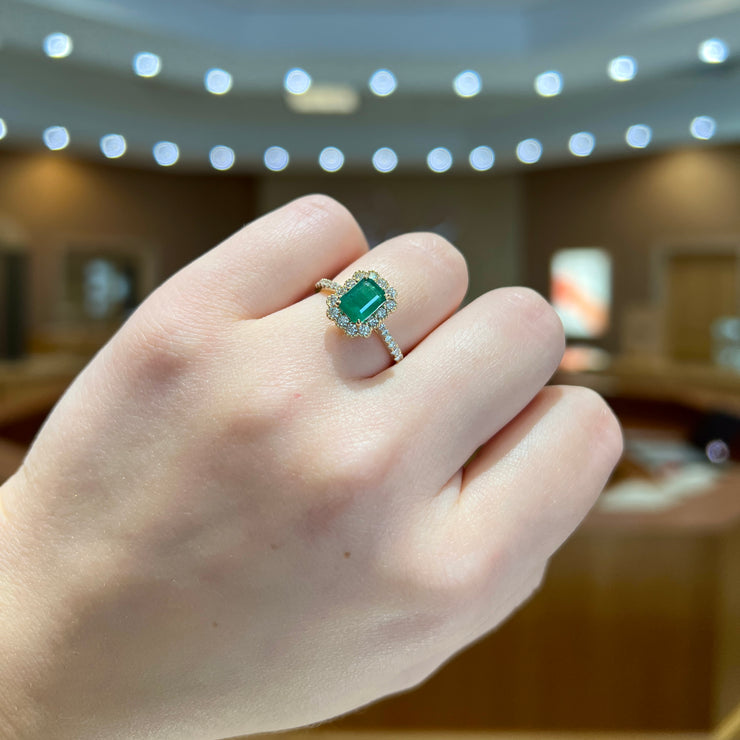 14K Yellow Gold 1ct Emerald Gemstone Ring with Scalloped 0.48ct Diamond Halo & Side Diamonds. Bichsel Jewelry in Sedalia, MO. Shop rings online or in-store today!