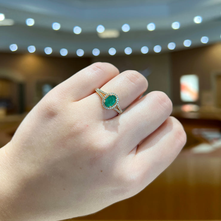 14K Yellow Gold 0.75ct Oval Emerald Gemstone Ring with Accent Diamonds & Split Shank. Bichsel Jewelry in Sedalia, MO. Shop rings online or in-store today! Free ring sizing.